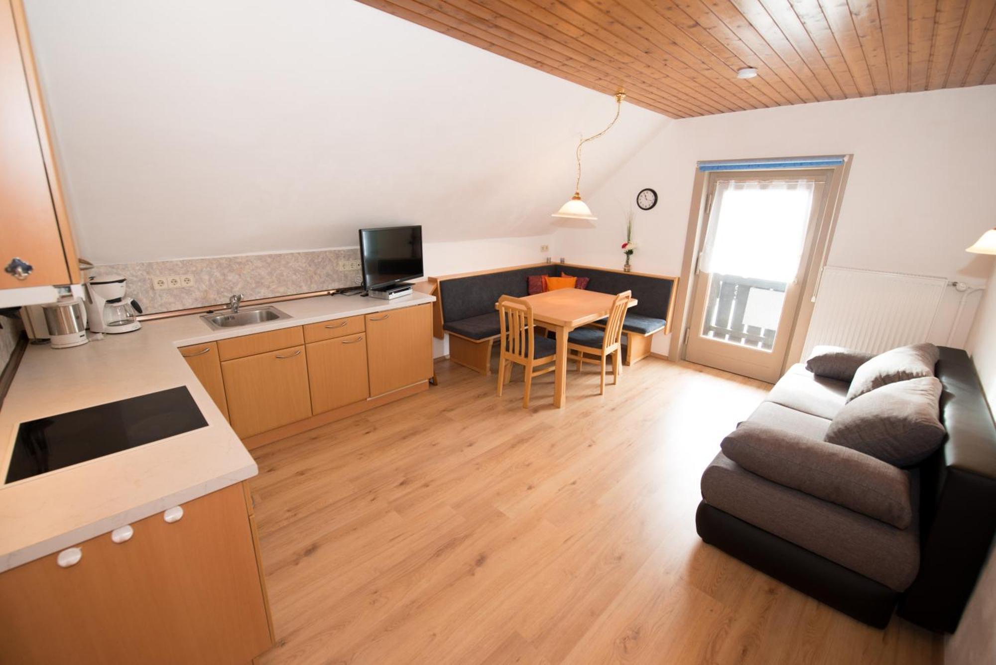 Haus Binder Apartment Weissensee Exterior photo